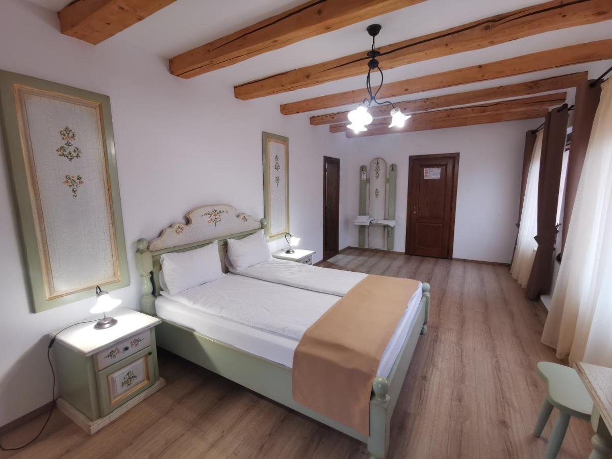 Hanul Greweln Mediaş Extérieur photo